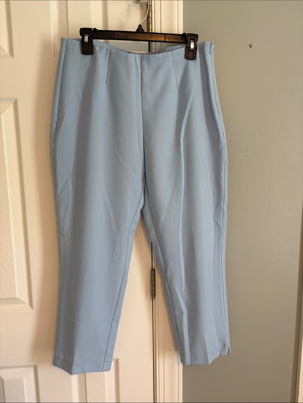 Women’s Tailored Light Blue Ankle Pants